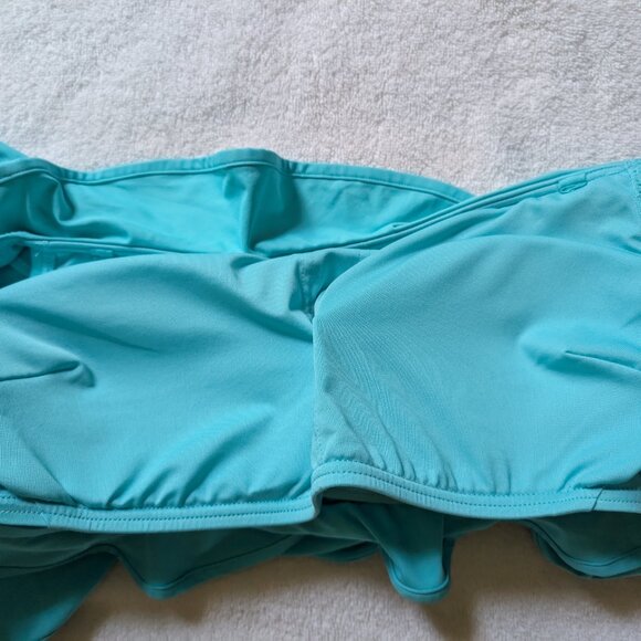 Kate Spade New York Ruffle Bikini Top size XS - Picture 8 of 10